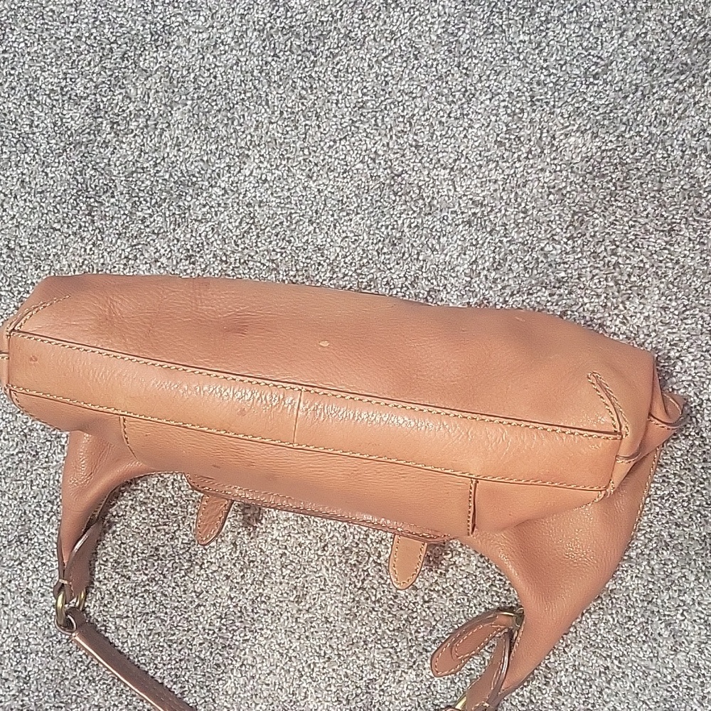 Fossil Leather Purse - Picture 11 of 13